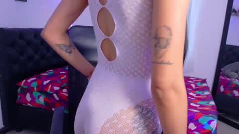 Julieta online show from September 23, 2025, 1:14 pm