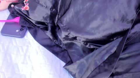 julietakane online show from September 13, 2025, 4:29 pm