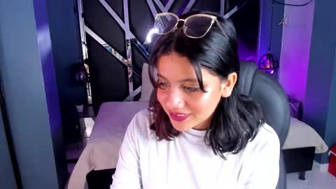 Snapshot of julieth_brown_ chatting on October 2, 2025, 9:11 pm Julieth online show from October 2, 2025, 9:11 pm
