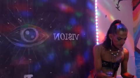 Julieth Wolf online show from February 2, 2025, 5:10 am