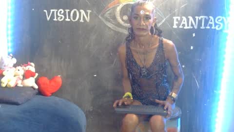 Julieth Wolf online show from March 1, 2025, 4:00 pm