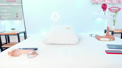 Snapshot of julietha_taylor chatting on February 27, 2025, 5:24 am Julietha online show from February 27, 2025, 5:24 am