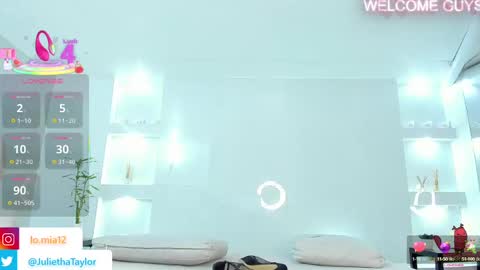 Snapshot of julietha_taylor chatting on October 1, 2025, 2:39 am Julietha online show from October 1, 2025, 2:39 am
