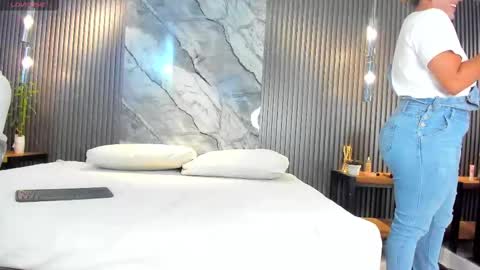 Snapshot of julietha_taylor chatting on November 21, 2025, 2:21 am Julietha online show from November 21, 2025, 2:21 am