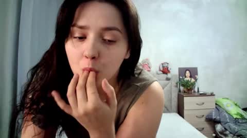 Snapshot of julietkalen chatting on January 16, 2025, 9:48 am Julietkitty online show from January 16, 2025, 9:48 am