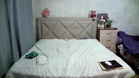 Snapshot of julietkalen chatting on January 24, 2025, 9:17 am Julietkitty online show from January 24, 2025, 9:17 am