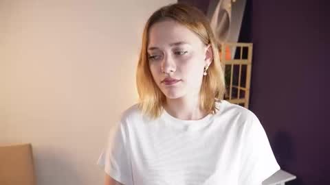 Snapshot of juliettakaniecki chatting on September 9, 2025, 3:50 am Mia online show from September 9, 2025, 3:50 am