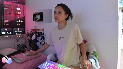 Snapshot of juliette_sweet05 chatting on September 26, 2025, 11:25 am juliette online show from September 26, 2025, 11:25 am