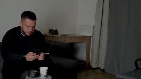 JULiUS   online show from September 28, 2025, 5:40 pm