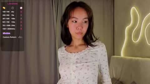 Bella online show from September 16, 2025, 6:09 pm