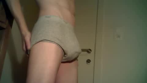 Snapshot of junior25nl chatting on December 5, 2025, 6:04 pm Junior online show from December 5, 2025, 6:04 pm