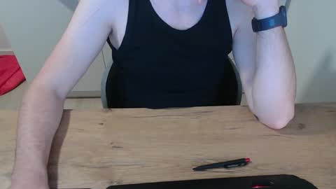 Snapshot of junk2711 chatting on January 3, 2025, 9:15 am junk2711 online show from January 3, 2025, 9:15 am