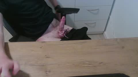 Snapshot of junk2711 chatting on February 3, 2025, 3:49 pm junk2711 online show from February 3, 2025, 3:49 pm