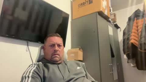 Junky online show from October 28, 2025, 6:32 pm