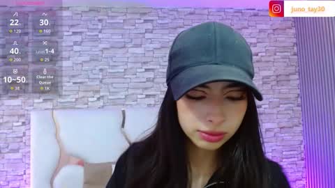 Snapshot of juno_tay chatting on September 28, 2025, 11:48 am JUNO online show from September 28, 2025, 11:48 am