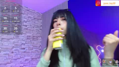 Snapshot of juno_tay chatting on October 4, 2025, 11:30 am JUNO online show from October 4, 2025, 11:30 am