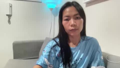 junovaughn online show from November 3, 2025, 1:12 pm