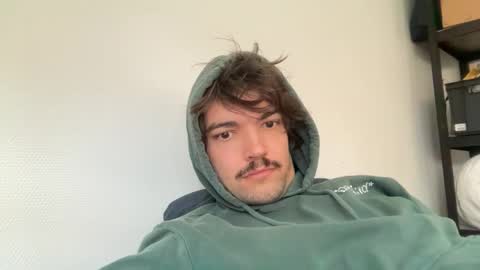 just_a_guy_with_a_big_cock online show from October 10, 2025, 7:29 am