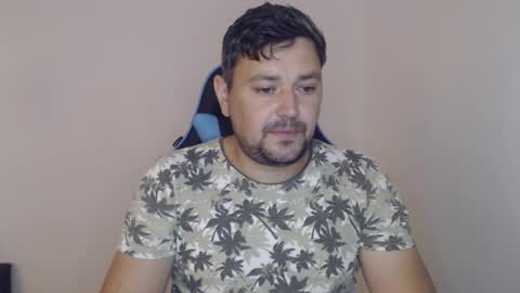 Alex online show from October 31, 2025, 11:33 am