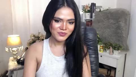Snapshot of just_aleah chatting on December 18, 2024, 2:21 am MY IG aleahgomez17 online show from December 18, 2024, 2:21 am