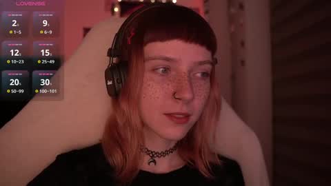 Snapshot of just_busking chatting on December 9, 2024, 4:12 am Julia online show from December 9, 2024, 4:12 am