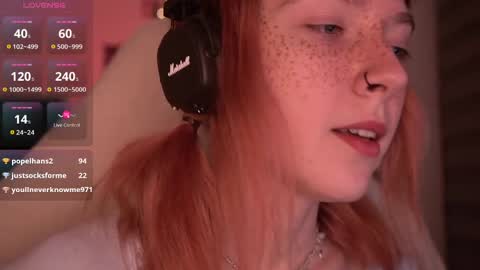 Snapshot of just_busking chatting on December 11, 2024, 1:26 am Julia online show from December 11, 2024, 1:26 am
