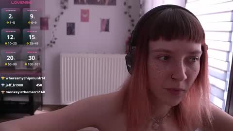 Snapshot of just_busking chatting on February 17, 2025, 7:58 am Julia online show from February 17, 2025, 7:58 am