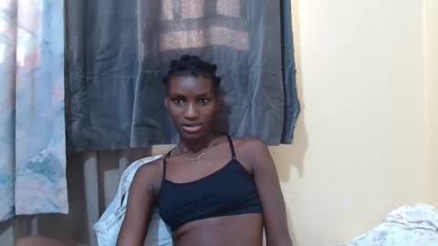 Snapshot of just_ebonee chatting on March 4, 2025, 1:17 pm just ebonee online show from March 4, 2025, 1:17 pm