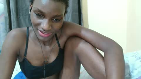 Snapshot of just_ebonee chatting on September 16, 2025, 11:11 am just ebonee online show from September 16, 2025, 11:11 am
