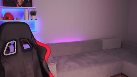 Snapshot of just_emmy chatting on January 25, 2025, 4:45 am just call me Emmy online show from January 25, 2025, 4:45 am