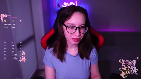 Snapshot of just_emmy chatting on February 24, 2025, 5:11 am just call me Emmy online show from February 24, 2025, 5:11 am