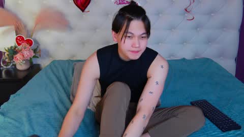 Snapshot of just_gay_ chatting on February 26, 2025, 12:27 am just_gay_ online show from February 26, 2025, 12:27 am