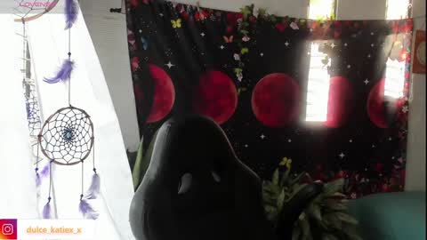 Snapshot of just_katiex chatting on January 14, 2025, 8:15 pm Sofia online show from January 14, 2025, 8:15 pm