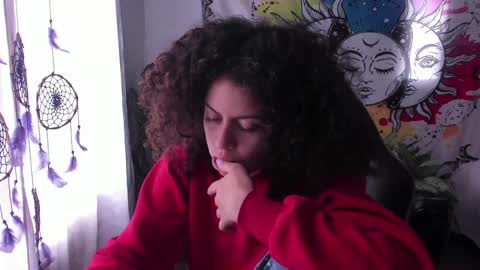 Snapshot of just_katiex chatting on February 5, 2025, 6:37 pm Sofia online show from February 5, 2025, 6:37 pm