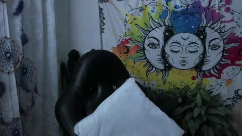 Snapshot of just_katiex chatting on February 7, 2025, 10:08 am Sofia online show from February 7, 2025, 10:08 am