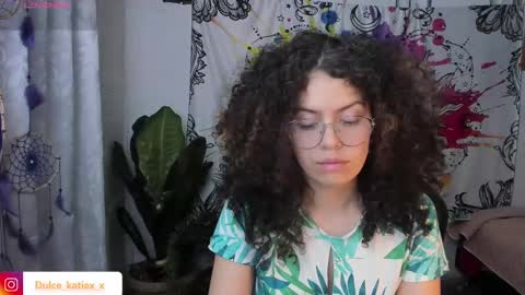 Snapshot of just_katiex chatting on February 14, 2025, 1:56 am Sofia online show from February 14, 2025, 1:56 am