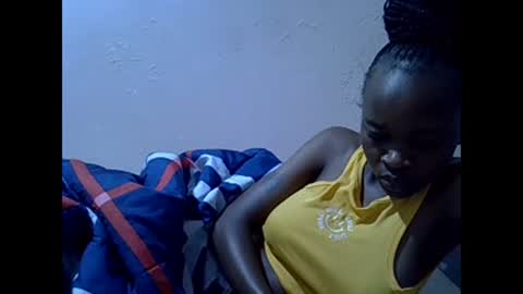 Snapshot of just_nuru chatting on February 17, 2025, 7:15 am just_nuru online show from February 17, 2025, 7:15 am