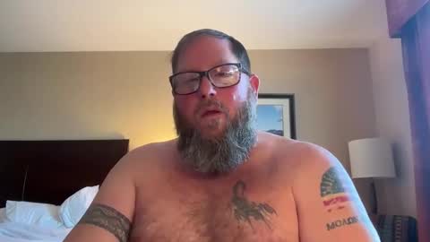 Snapshot of justaguyandnaked chatting on November 8, 2025, 8:40 pm justaguyandnaked online show from November 8, 2025, 8:40 pm