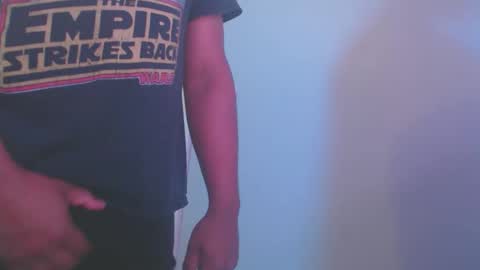 Snapshot of justhanginblk chatting on November 6, 2025, 2:51 pm justhanginblk online show from November 6, 2025, 2:51 pm