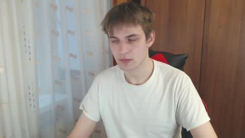 Snapshot of justin_hellboy chatting on December 30, 2024, 9:16 am Justin online show from December 30, 2024, 9:16 am