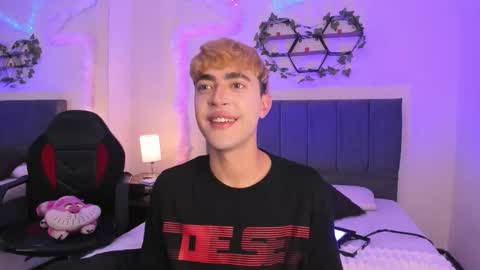 Justin online show from October 22, 2025, 11:21 am