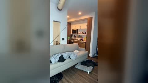 justindebondt202328563 online show from December 22, 2025, 10:56 am