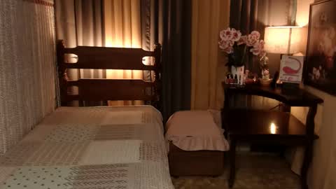 justine_hunk online show from December 21, 2024, 10:50 am