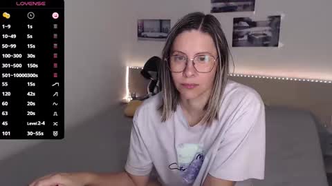 Julie online show from September 15, 2025, 3:50 am