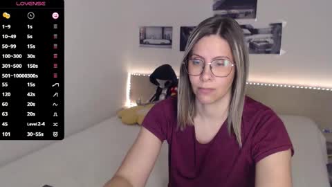 Julie online show from October 27, 2025, 5:17 pm