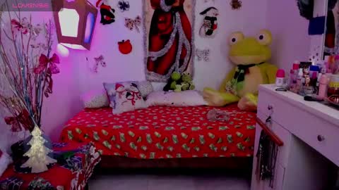 Snapshot of justmia_ chatting on December 20, 2024, 4:53 am Mia online show from December 20, 2024, 4:53 am