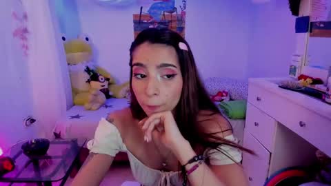 Snapshot of justmia_ chatting on February 9, 2025, 7:38 am Mia online show from February 9, 2025, 7:38 am