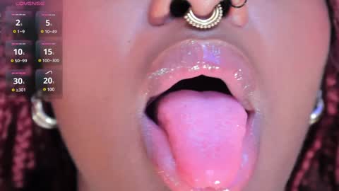 Snapshot of justnala_ chatting on January 20, 2025, 10:59 pm Nala online show from January 20, 2025, 10:59 pm