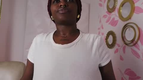 Snapshot of justnala_ chatting on February 11, 2025, 6:40 am Nala online show from February 11, 2025, 6:40 am