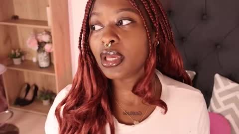 Snapshot of justnala_ chatting on November 3, 2025, 2:40 pm Nala online show from November 3, 2025, 2:40 pm